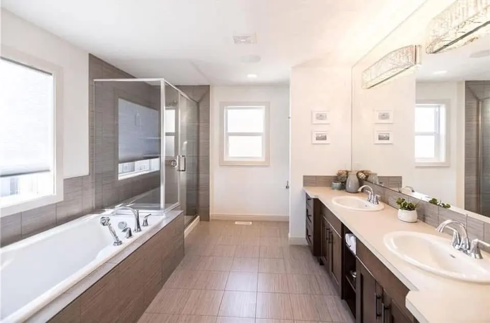 Bathroom cleaning transformation by Urban Clean Living