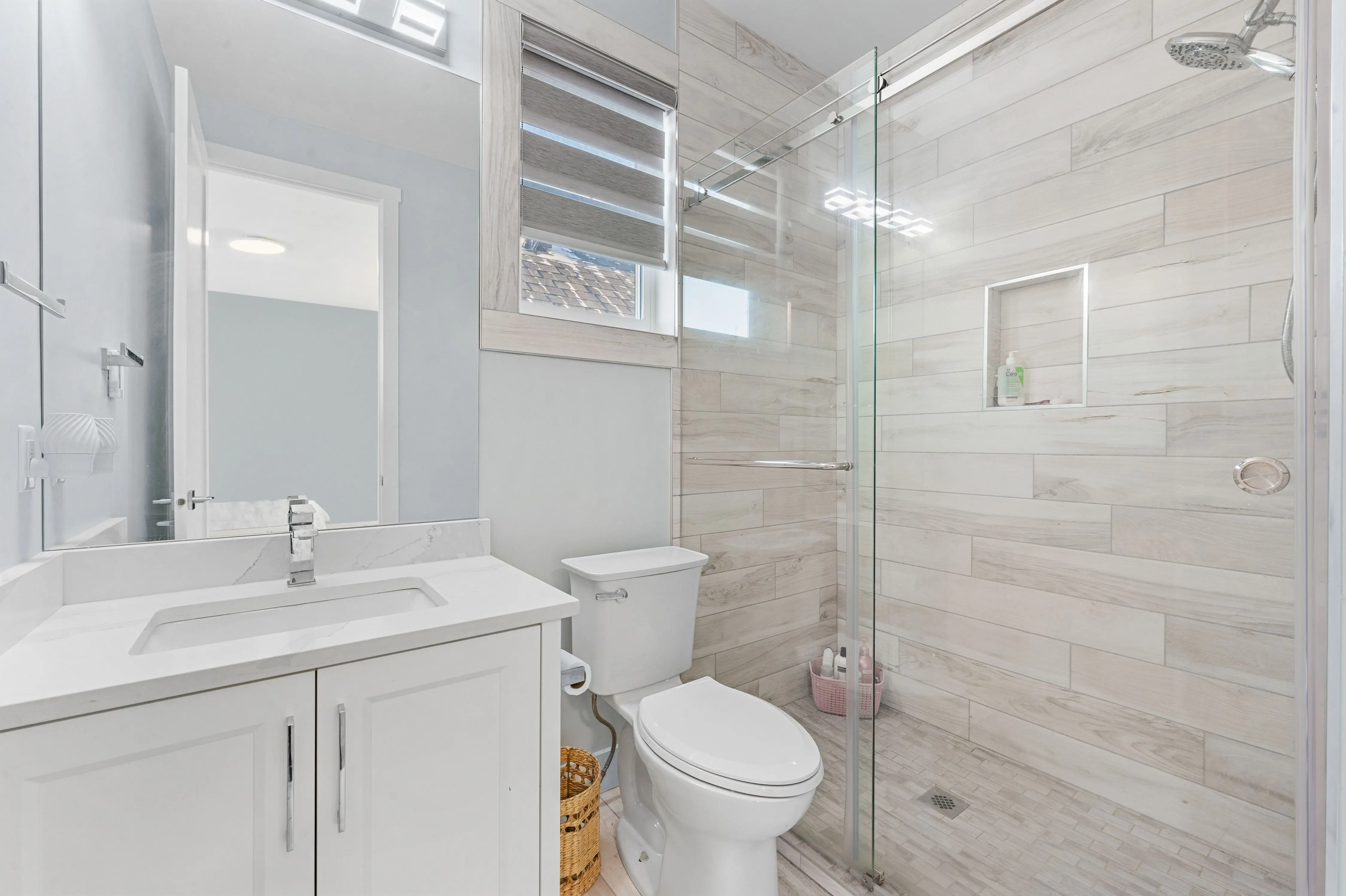 Bathroom cleaning transformation by Urban Clean Living